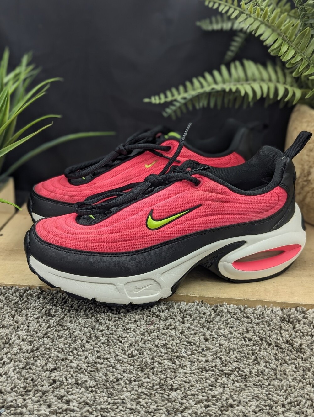 Nike Air Max Portal Women's Size 8.5 Pink Running Shoes Walking Gym Workout